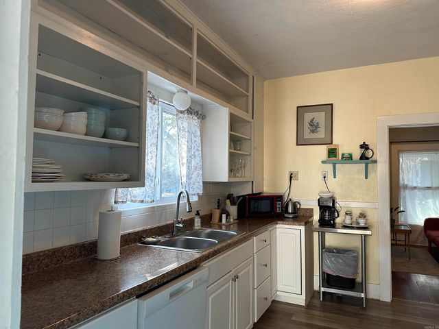 302 Mountain Valley Street, Hot Springs, AR 71901