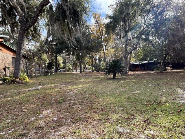 114 LITTLE ORANGE LAKE DRIVE, Hawthorne, FL 32640