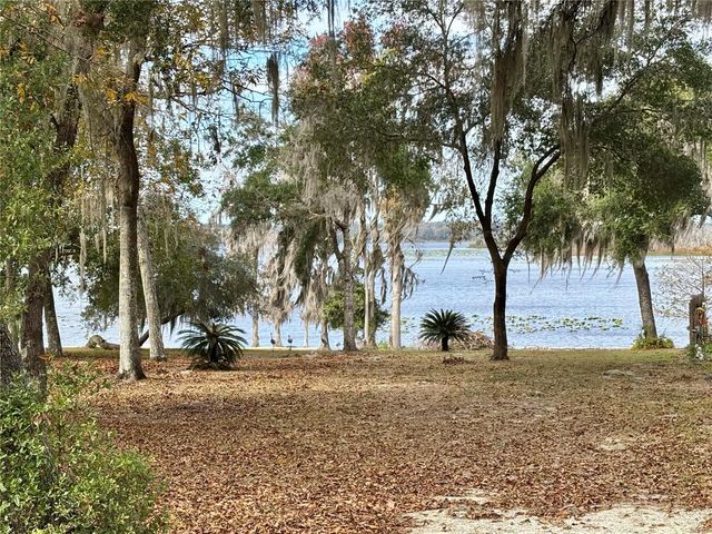 114 LITTLE ORANGE LAKE DRIVE, Hawthorne, FL 32640