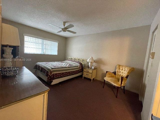 5300 Washington Street S111, Hollywood, FL 33021