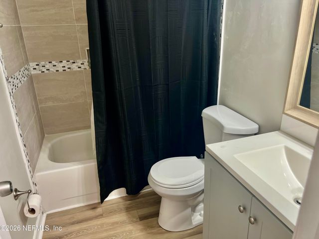 10964 BACALL Road W, Jacksonville, FL 32218