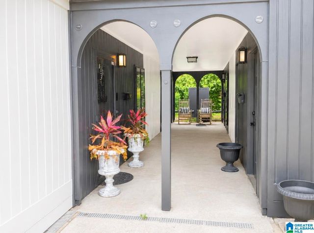 3017 Massey Rd Apt A, Vestavia Hills, AL 35216