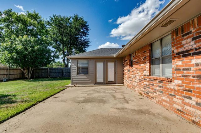 13233 Eastridge Drive, Oklahoma City, OK 73170