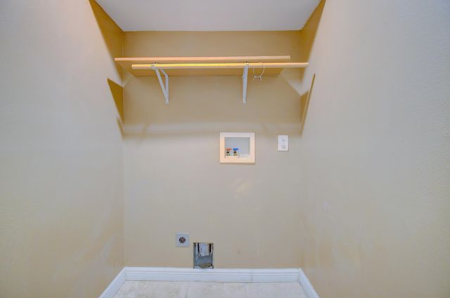 10401 Marble Place NE, Albuquerque, NM 87112