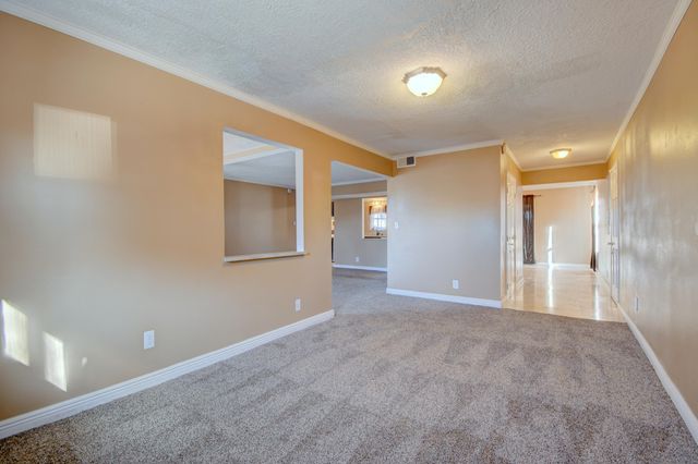 10401 Marble Place NE, Albuquerque, NM 87112