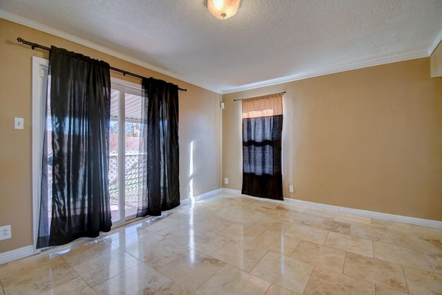 10401 Marble Place NE, Albuquerque, NM 87112