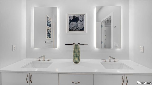 856 N. Old Woodward Avenue 406, Berkley, MI 48009