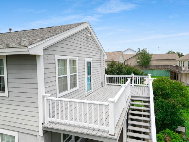 2120 73rd Street, Galveston, TX 77551