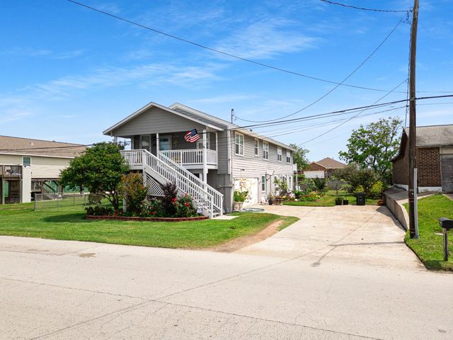 2120 73rd Street, Galveston, TX 77551