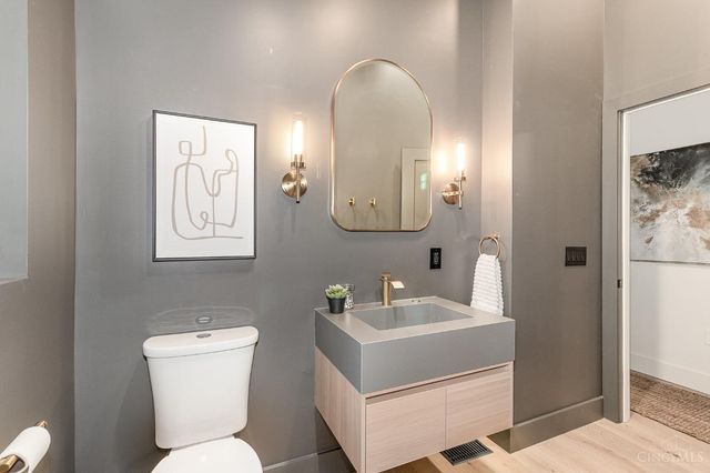 309 Indian View Drive, Miami Twp, OH 45140