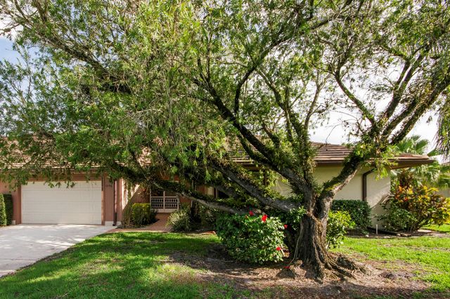 13356 Touchstone Place, Palm Beach Gardens, FL 33418