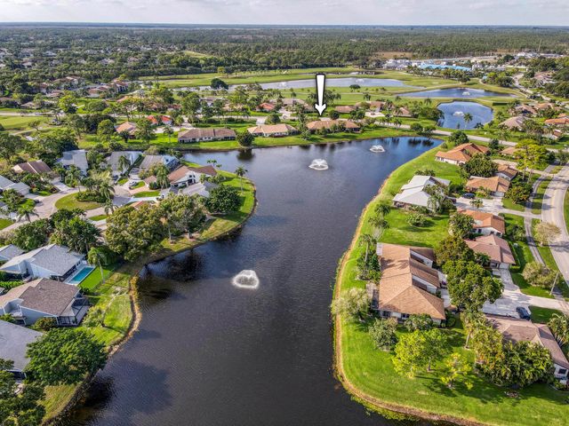 13356 Touchstone Place, Palm Beach Gardens, FL 33418