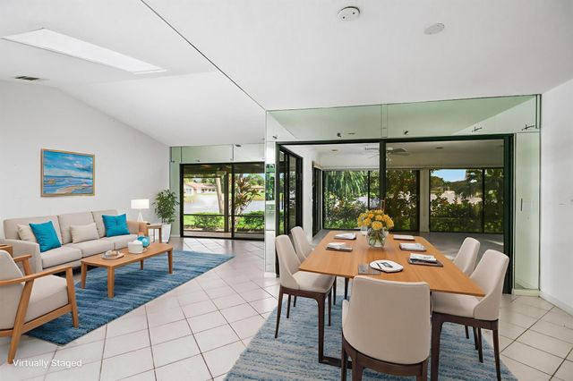 13356 Touchstone Place, Palm Beach Gardens, FL 33418