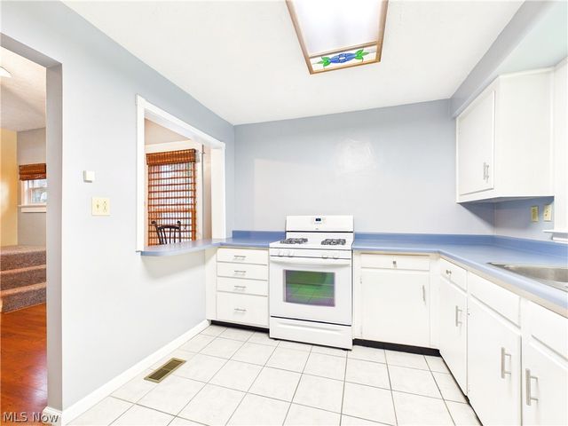 608 Putnam Street, Parkersburg, WV 26101