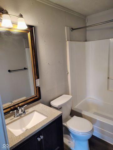 3330 S Mooresville Road, Indianapolis, IN 46221