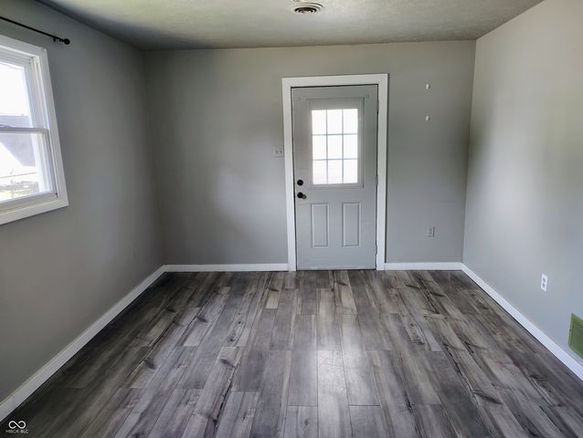 3330 S Mooresville Road, Indianapolis, IN 46221