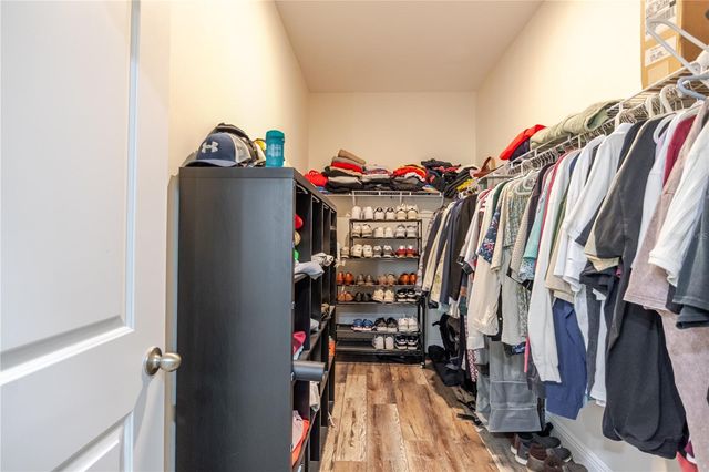 807 GARDEN OAKS SQUARE, Seffner, FL 33584