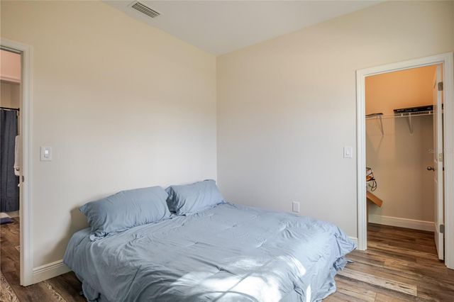 807 GARDEN OAKS SQUARE, Seffner, FL 33584