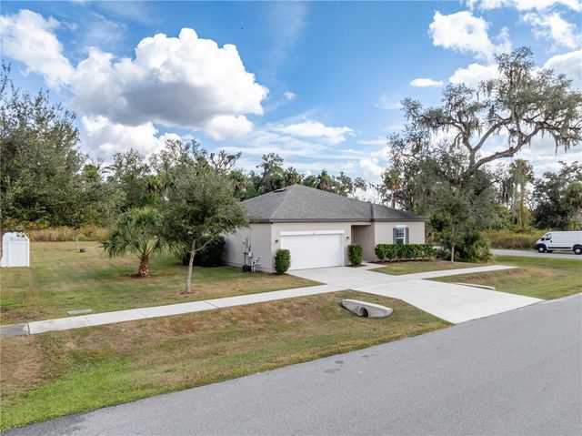 807 GARDEN OAKS SQUARE, Seffner, FL 33584