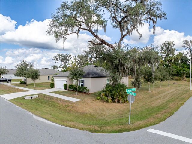 807 GARDEN OAKS SQUARE, Seffner, FL 33584