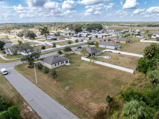 807 GARDEN OAKS SQUARE, Seffner, FL 33584