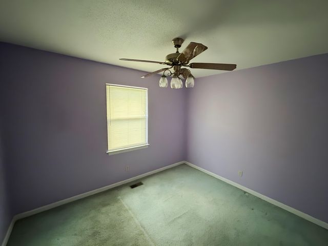 915 Crest Drive, Chickamauga, GA 30707