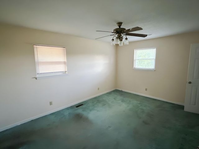 915 Crest Drive, Chickamauga, GA 30707