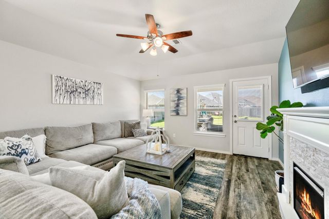 18714 Callalily Bloom Court, Tomball, TX 77377