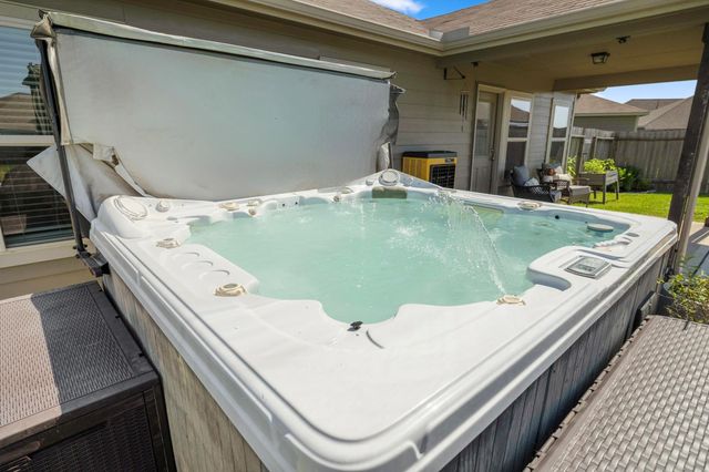 18714 Callalily Bloom Court, Tomball, TX 77377
