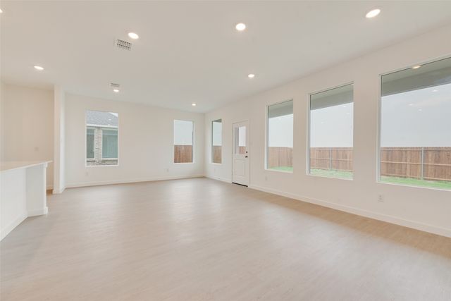 2613 Wispy Creek Drive, Fort Worth, TX 76108