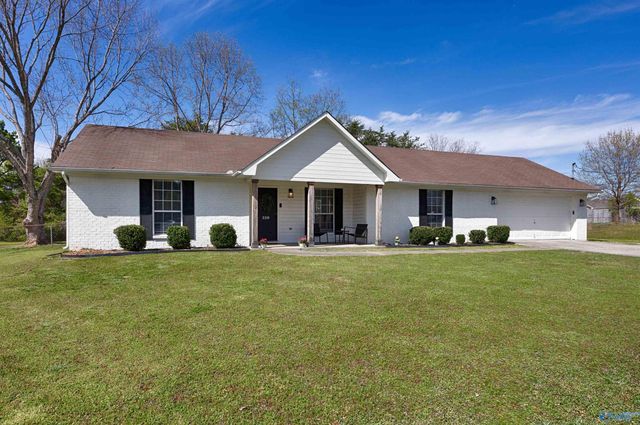 229 Countrywood Court, Harvest, AL 35749