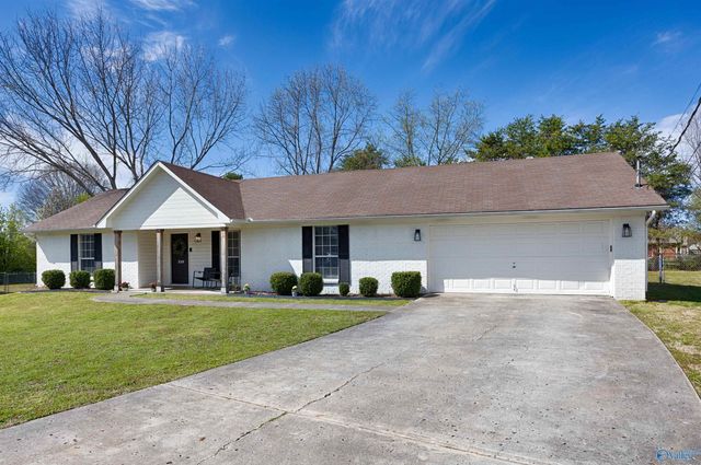 229 Countrywood Court, Harvest, AL 35749