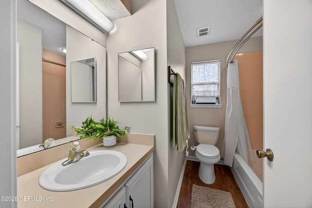 4537 JUNCTION Drive, Middleburg, FL 32068