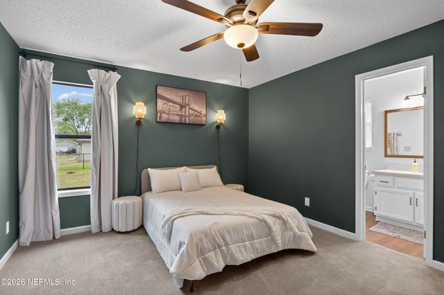 4537 JUNCTION Drive, Middleburg, FL 32068