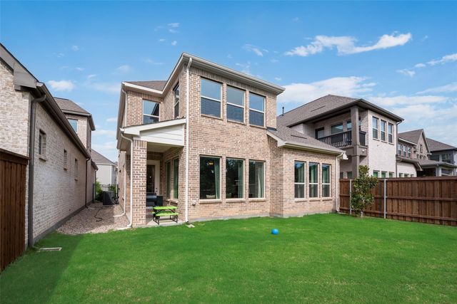 3132 Cliff Swallow Lane, Arlington, TX 76005