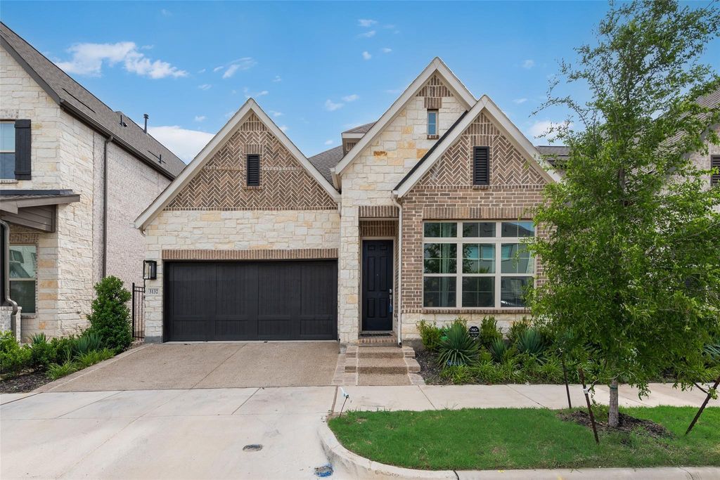 3132 Cliff Swallow Lane, Arlington, TX 76005