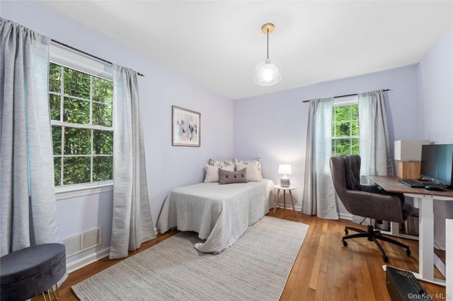 304 Boulevard, Scarsdale, NY 10583
