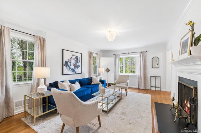 304 Boulevard, Scarsdale, NY 10583