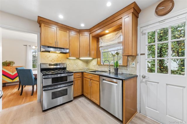 304 Boulevard, Scarsdale, NY 10583