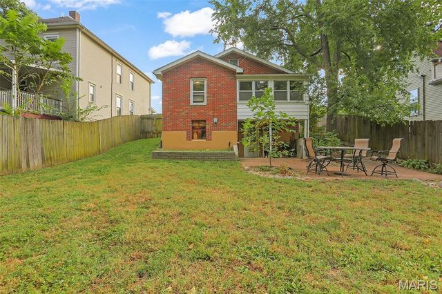 525 Mary Avenue, Collinsville, IL 62234