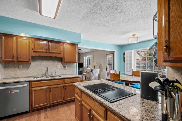 878 CONCORDIA CV, Collierville, TN 38017