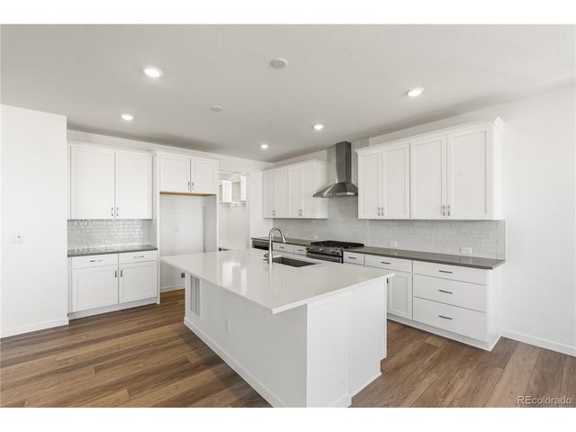 8849 Buttonwillow Dr, Littleton, CO 80125