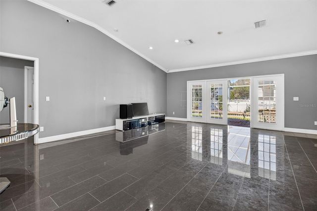 6310 PERSHING STREET NE, St Petersburg, FL 33702