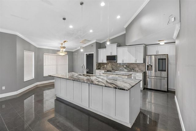6310 PERSHING STREET NE, St Petersburg, FL 33702