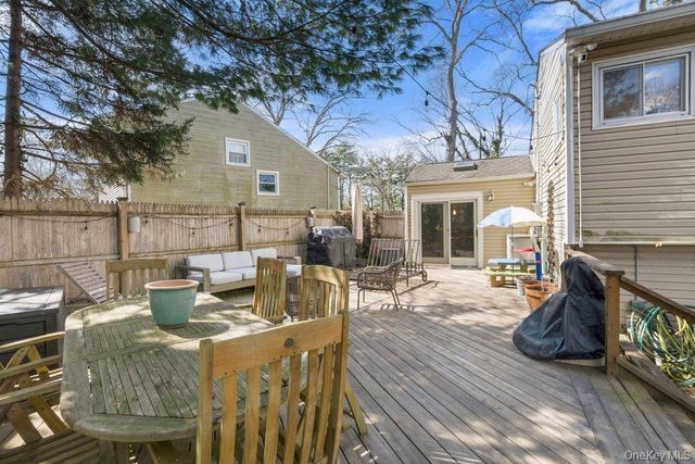 34 Foxwood Drive E, Huntington Station, NY 11746