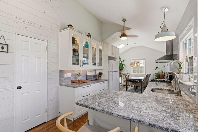 34 Foxwood Drive E, Huntington Station, NY 11746