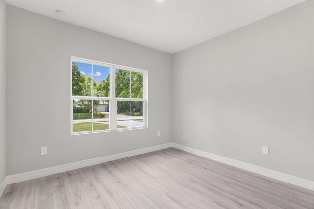 573 Joy Haven Drive, Sebastian, FL 32958