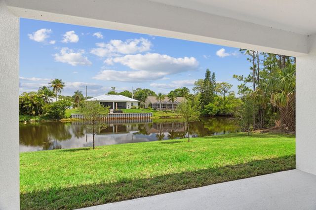 573 Joy Haven Drive, Sebastian, FL 32958