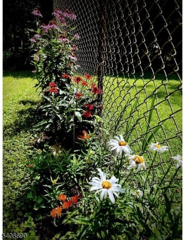 469 W Hill Rd, Lebanon Twp., NJ 08826