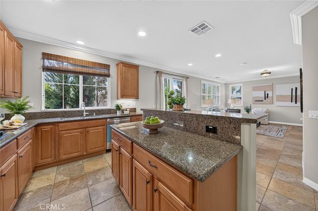 6043 Blossom Place, Rancho Cucamonga, CA 91739